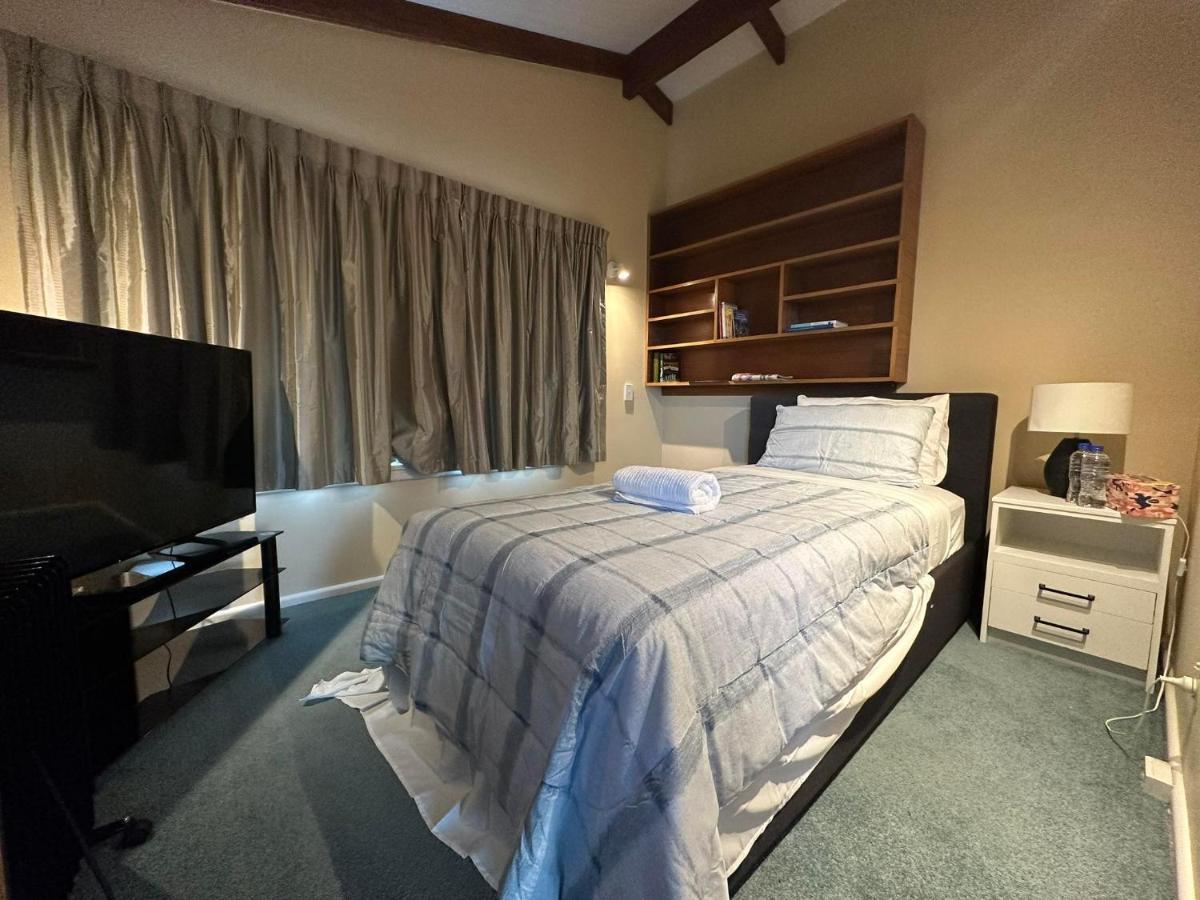 The Airport Homestay House Christchurch Bagian luar foto